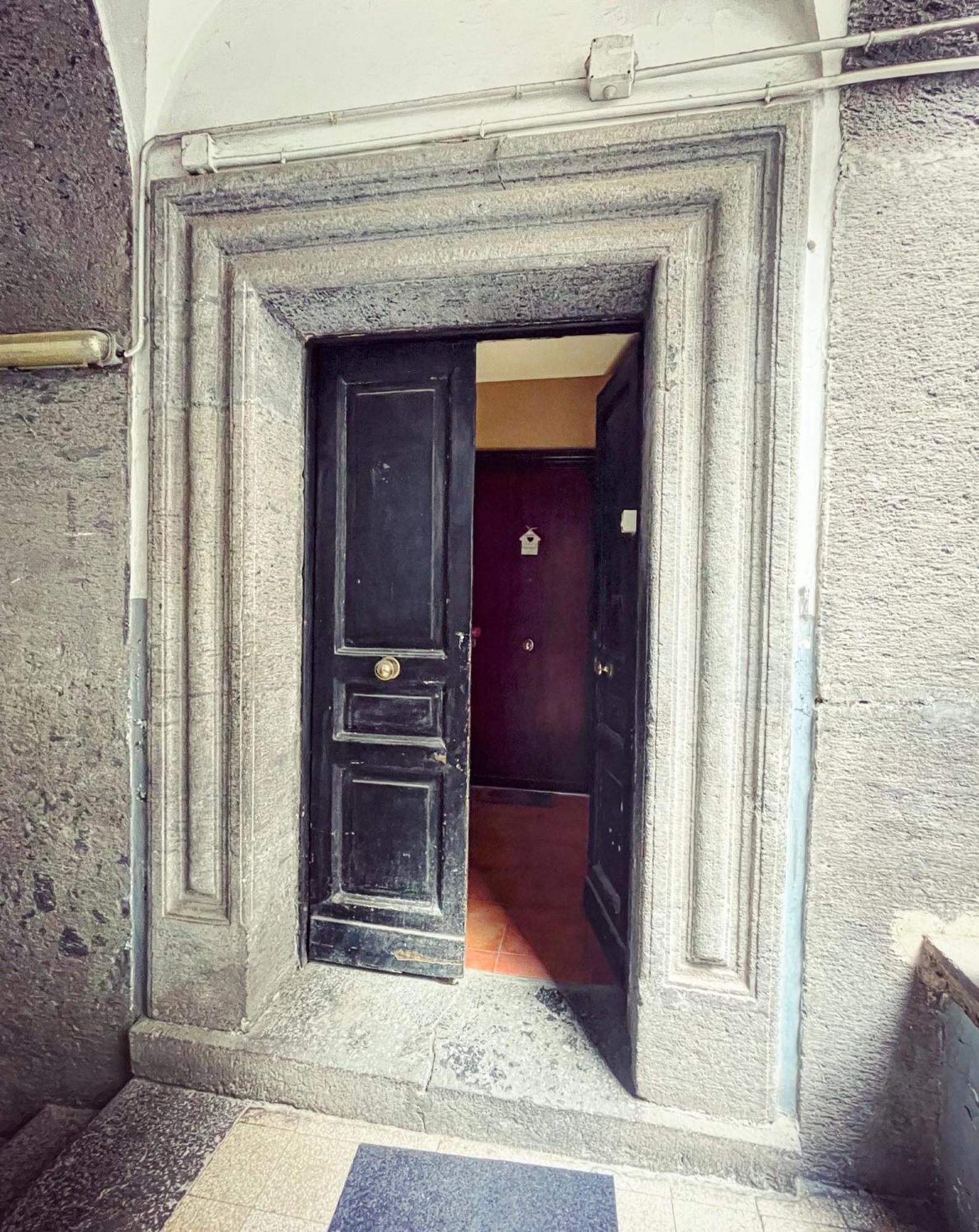 נאפולי 14 Fourteen Apartment מראה חיצוני תמונה