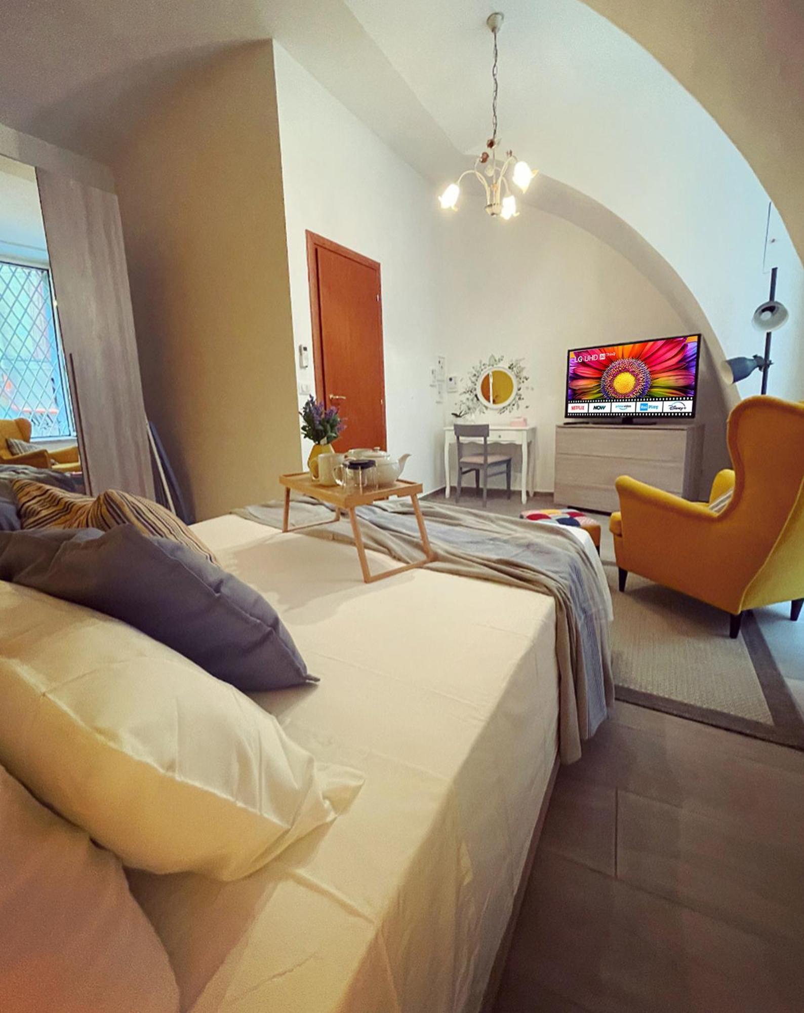 נאפולי 14 Fourteen Apartment מראה חיצוני תמונה
